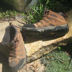 MERRELL Men's Moab 2 Mid Waterproof Boot/Size 11.5